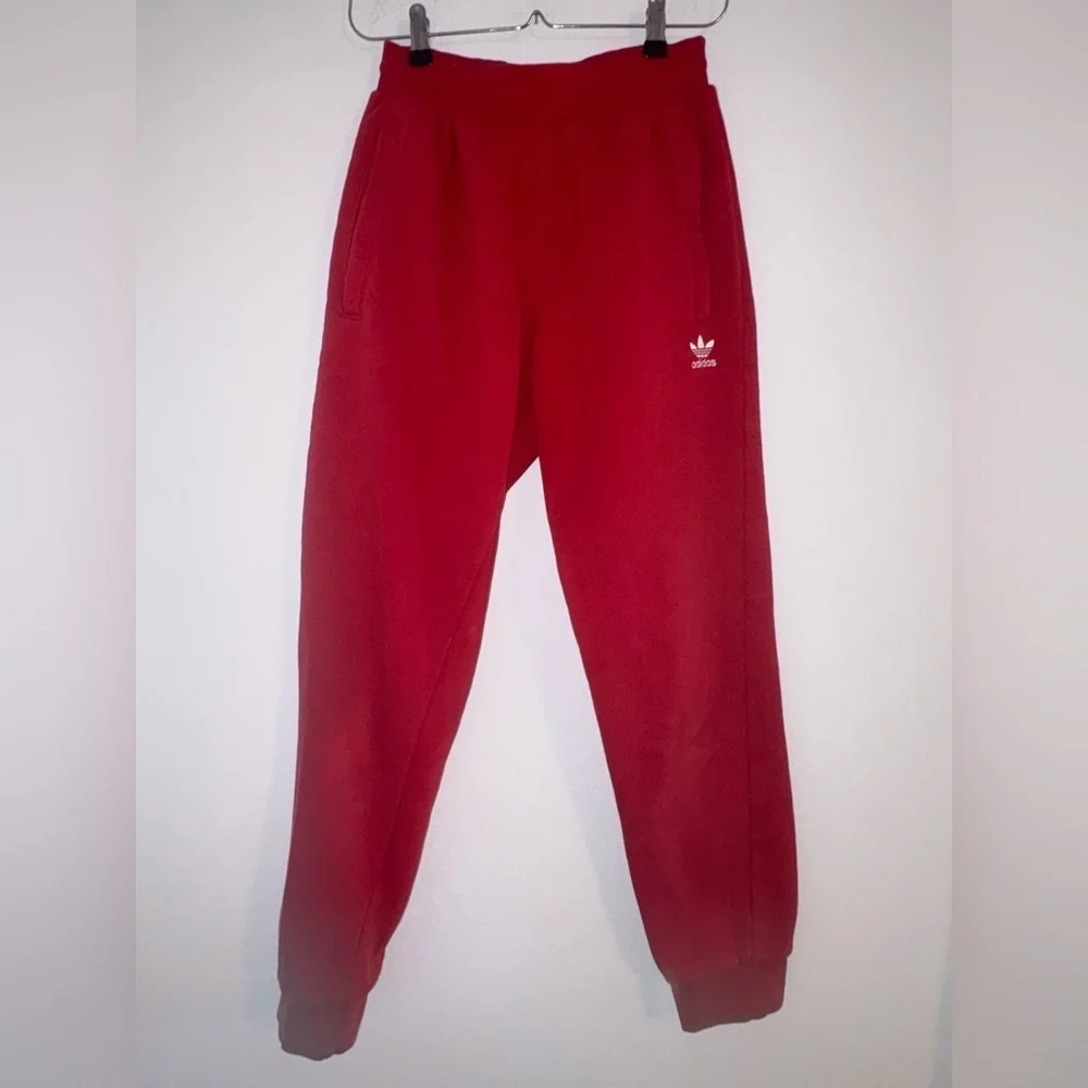 adidas originals essentials